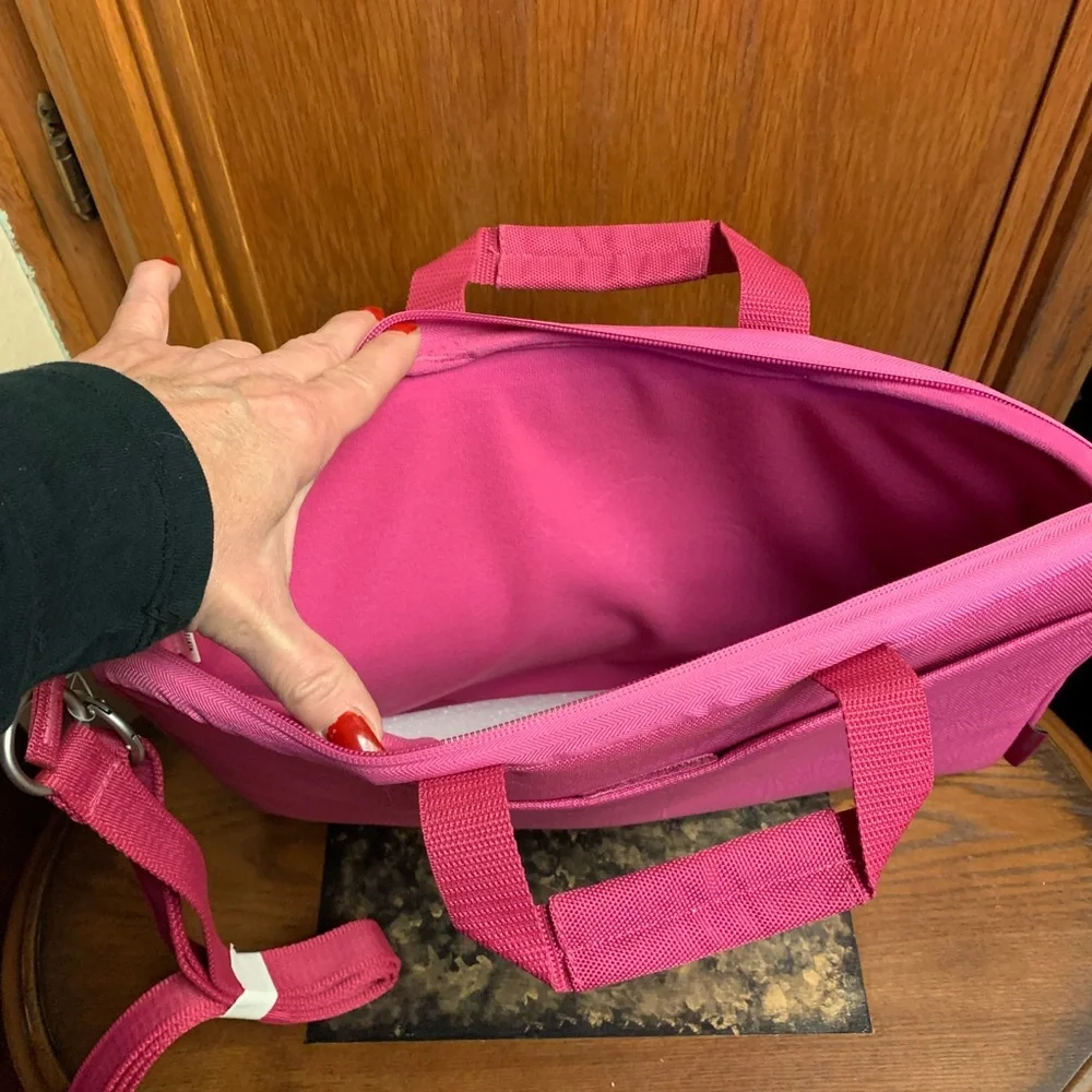 New Belkin laptop carrier
